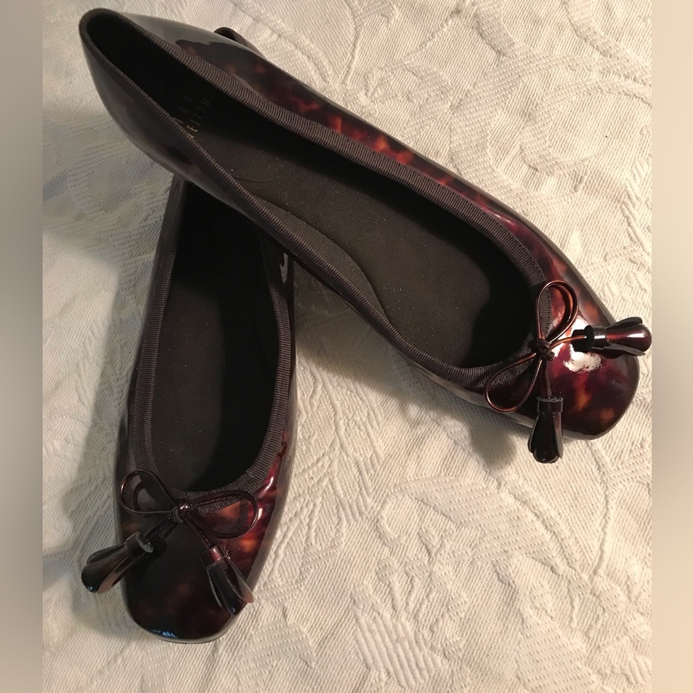 Stuart Weitzman flats